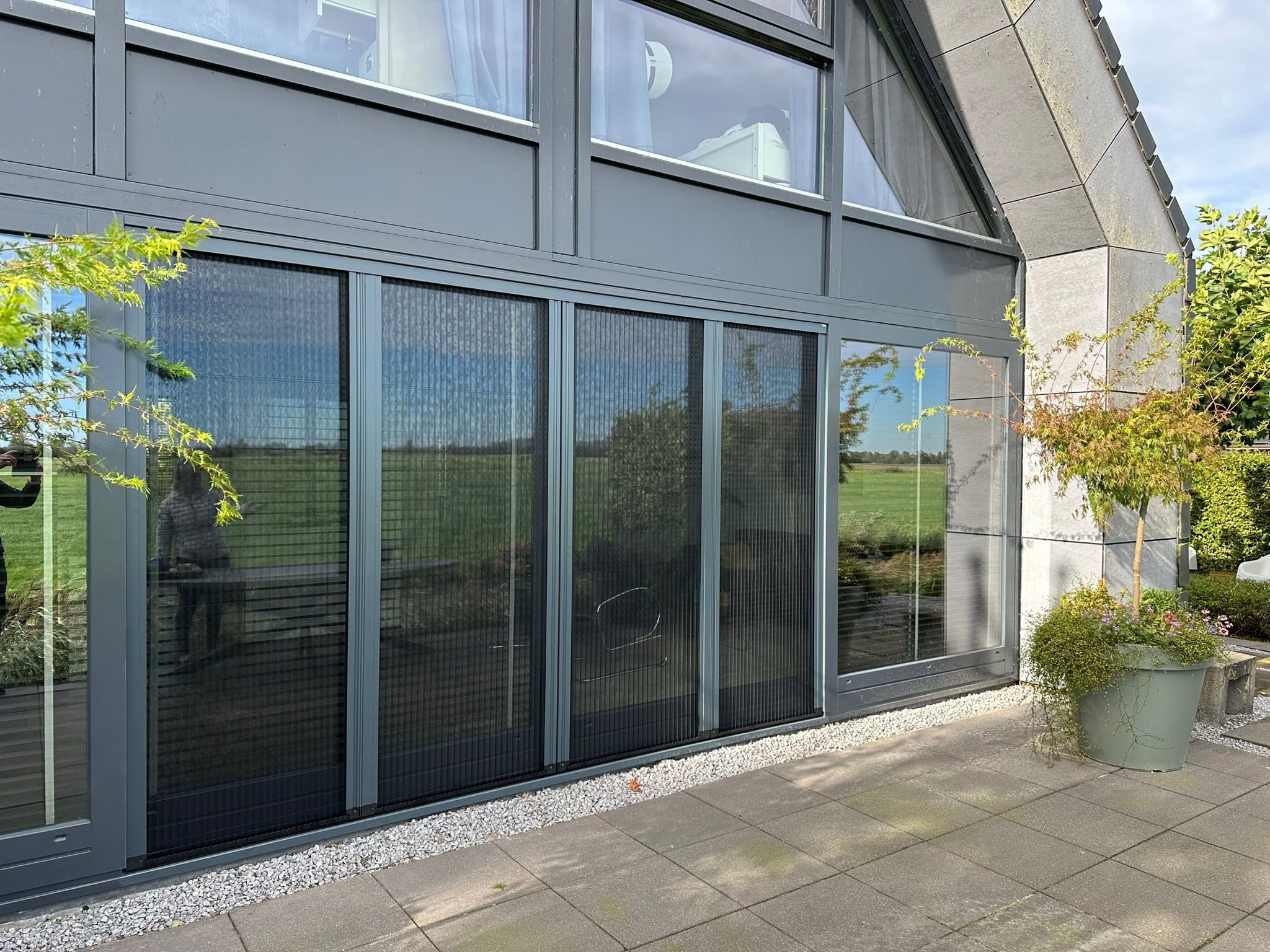 Buitenpost – Novus hordeuren gekoppeld 2