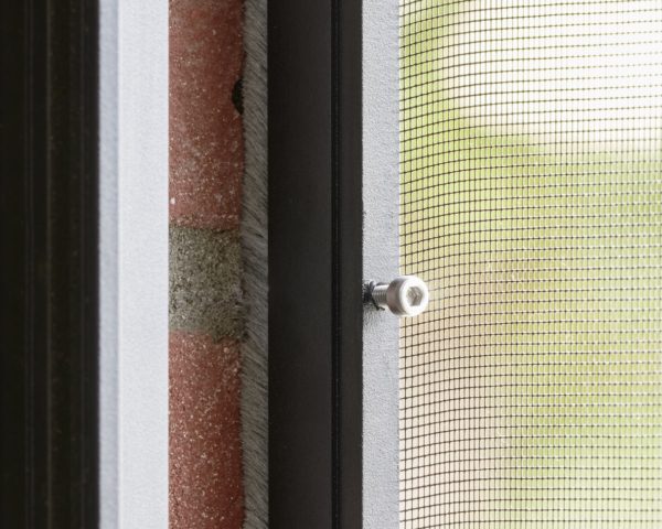 Zonwering-van-der-veen-klemhorren-2